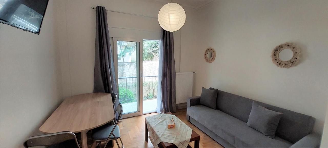 Cozy Apartment In Nea Smyrni Athen Eksteriør bilde